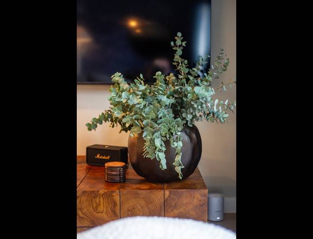 1 BEDROOM APARTMENT TO LET IN DE WATERKANT